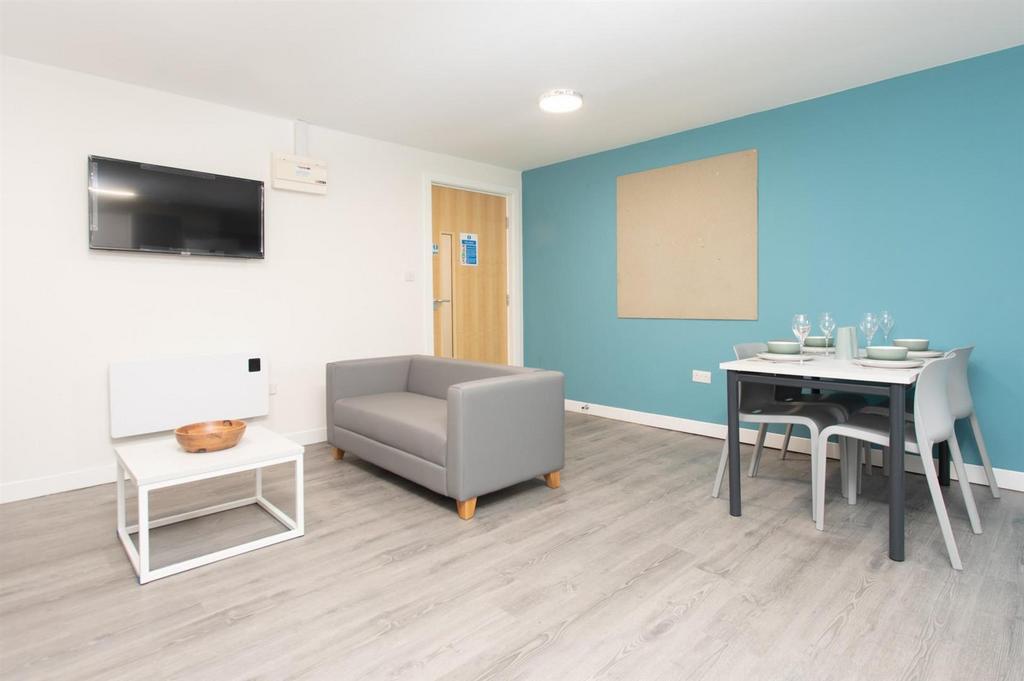 Apartment in York, Bishophill - View 4