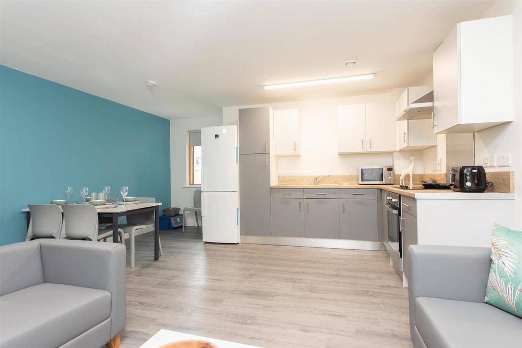 Apartment in York, Bishophill - View 5