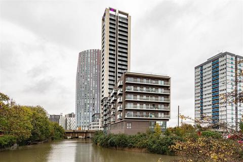 1 bedroom apartment to rent, High Street, Stratford E15