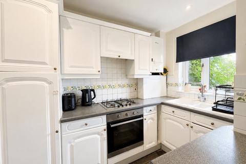 2 bedroom house to rent, Rodgers Close, Borehamwood, WD6