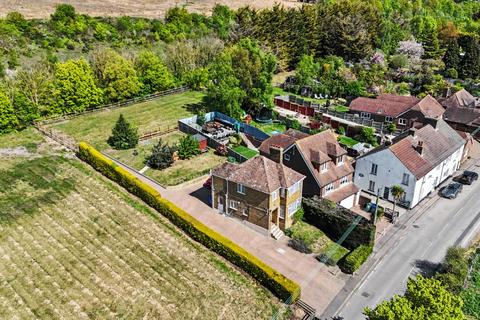 2 bedroom detached house for sale, Chestnut Street, Borden, Sittingbourne, Kent, ME9 8DD