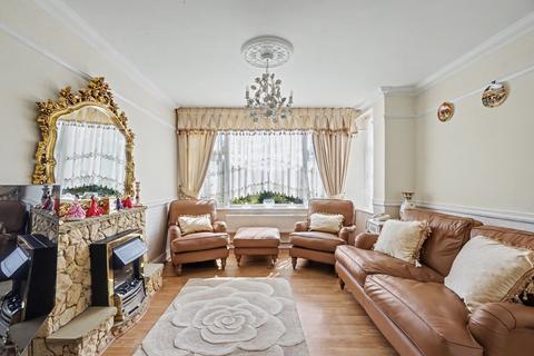 2 bedroom detached house for sale, Chestnut Street, Borden, Sittingbourne, Kent, ME9 8DD