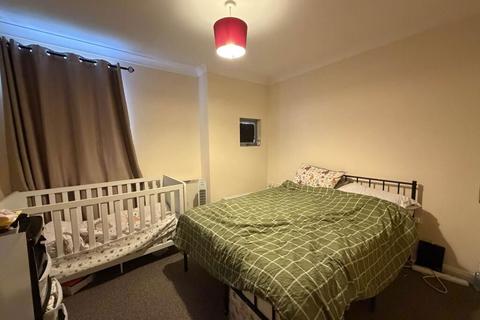 2 bedroom flat for sale, Thames Reach, Thamesmead, London, SE28 0NG