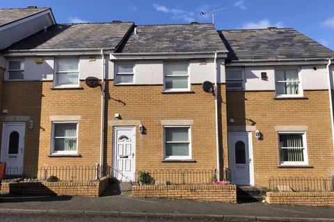 3 bedroom terraced house to rent, Holborn Close, Holyhead, Anglesey, LL65