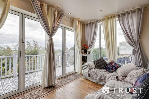 3 bedroom detached bungalow for sale, Raikes Lane, Birstall, WF17