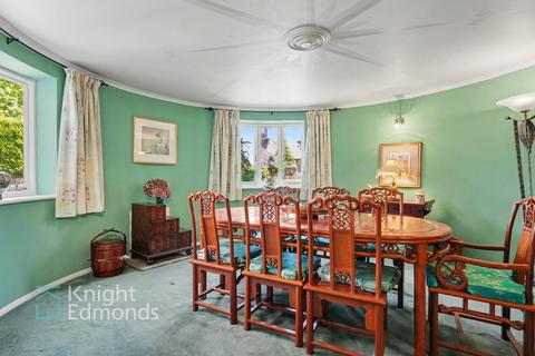 5 bedroom barn conversion for sale, Laddingford, Manor Farm, ME18