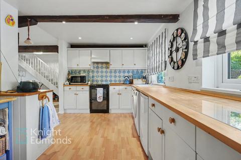 5 bedroom barn conversion for sale, Laddingford, Manor Farm, ME18