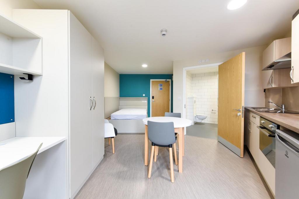 Apartment in Bournemouth - View 4