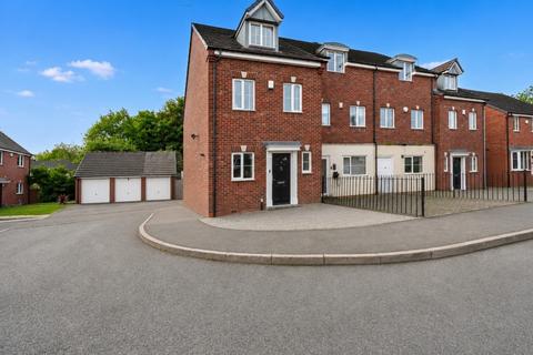 3 bedroom townhouse for sale, Tameside Close, Willenhall, West Midlands, WV13