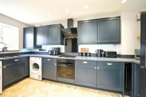 3 bedroom townhouse for sale, Tameside Close, Willenhall, West Midlands, WV13