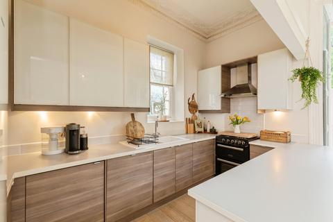 2 bedroom flat for sale, Chertsey Road, Bristol, BS6