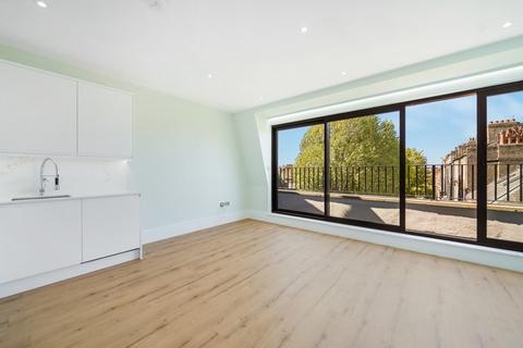 2 bedroom flat to rent, Sinclair Road, London, W14