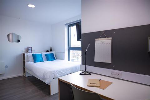Studio to rent, North Hanover Street, Glasgow G4