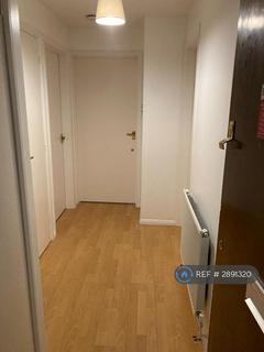 2 bedroom flat to rent, Park Lane, Chippenham, SN15