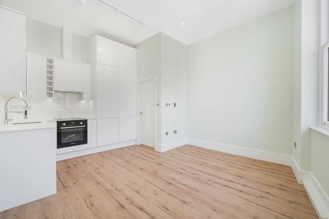 1 bedroom flat to rent, Sinclair Road, London, W14