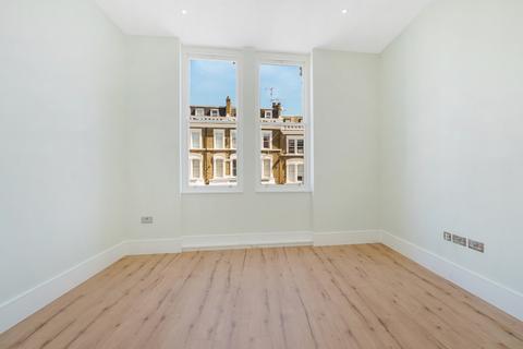1 bedroom flat to rent, Sinclair Road, London, W14