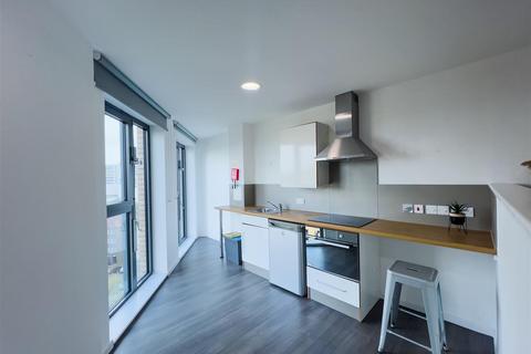 Studio to rent, North Hanover Street, Glasgow G4