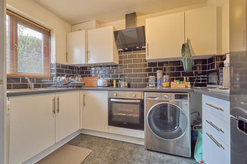 3 bedroom semi-detached house for sale, Dove Close, Hinckley