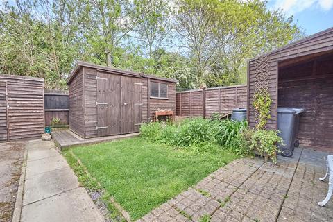 3 bedroom semi-detached house for sale, Dove Close, Hinckley