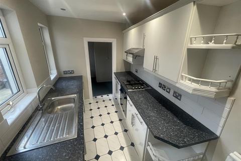 3 bedroom end of terrace house to rent, St. Marys Road, Bamber Bridge, Preston
