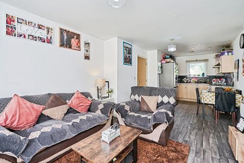 2 bedroom flat for sale, Terret Close, Walsall, West Midlands, WS1