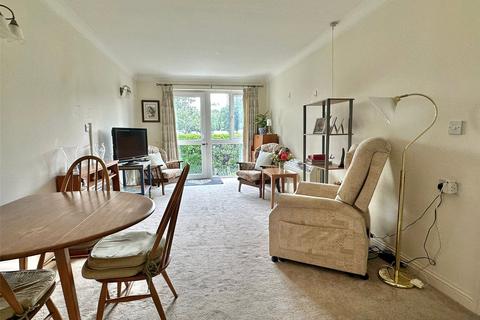 1 bedroom apartment for sale, Sea Road, Milford on Sea, Lymington, Hampshire, SO41