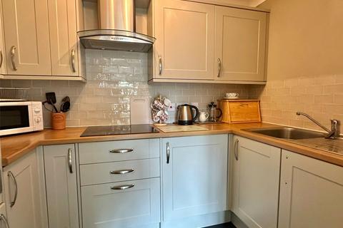 1 bedroom apartment for sale, Sea Road, Milford on Sea, Lymington, Hampshire, SO41