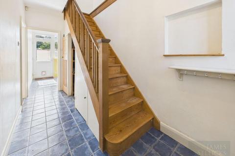 3 bedroom semi-detached house for sale, Thurncourt Road, Thurncourt, Leicester