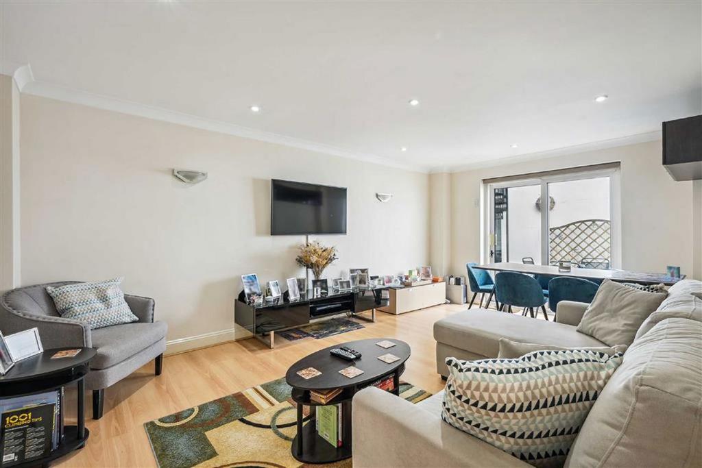 1 bedroom flat to rent
