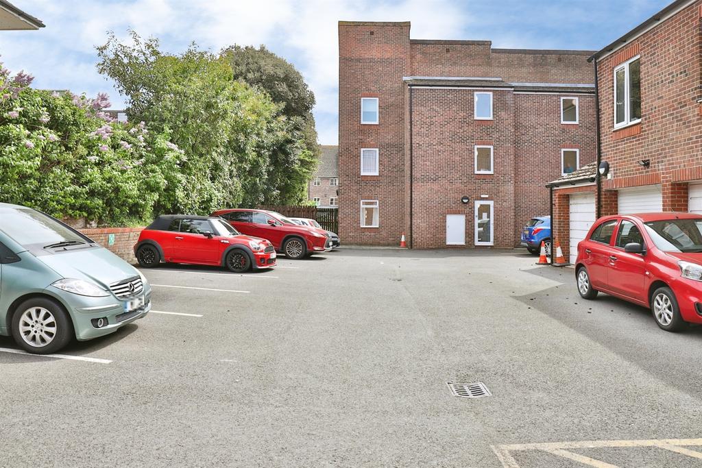 Driveway view, off-street parking