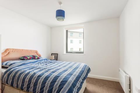 2 bedroom apartment to rent, Bennington Street Cheltenham GL50