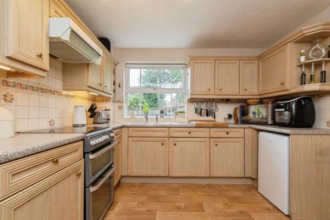 3 bedroom detached house for sale, Pear Tree Hey, Bristol, BS37