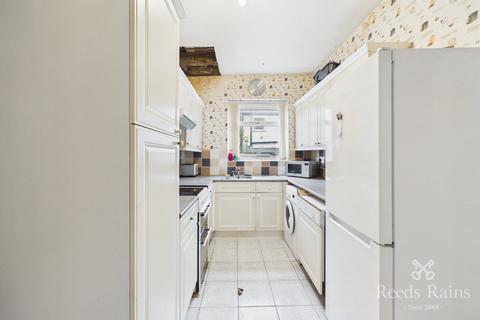 2 bedroom terraced house for sale, Criterion Street, Greater Manchester SK5