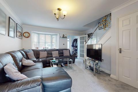 3 bedroom semi-detached house for sale, Manor House Drive, Park Farm, Ashford TN23 3LP