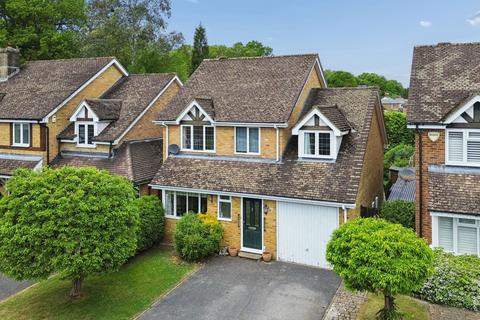 4 bedroom detached house for sale, Brackenwood, High Wycombe HP14