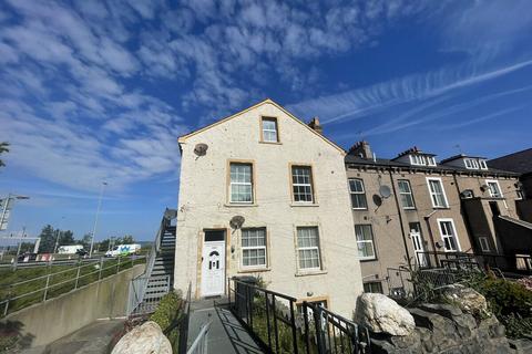 1 bedroom flat to rent, Penmaenmawr Road, Llanfairfechan, Conwy, LL33
