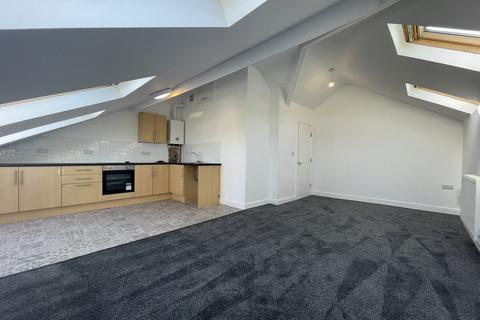1 bedroom flat to rent, Penmaenmawr Road, Llanfairfechan, Conwy, LL33