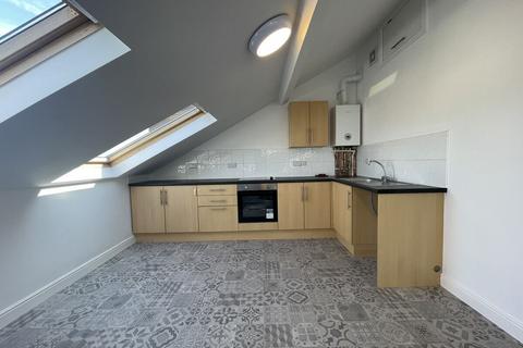 1 bedroom flat to rent, Penmaenmawr Road, Llanfairfechan, Conwy, LL33