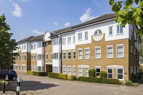 1 bedroom flat for sale, Nightingale Court, Hertford