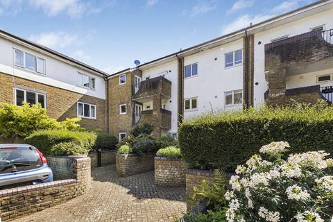 1 bedroom flat for sale, Nightingale Court, Hertford