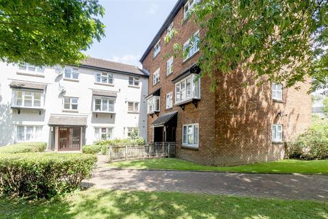 1 bedroom flat to rent, Portland Court, Stoke, Plymouth