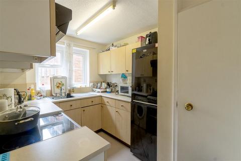 1 bedroom flat to rent, Portland Court, Stoke, Plymouth