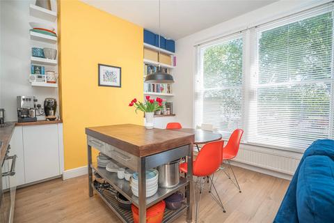 2 bedroom property for sale, Tottenham Lane, London, N8