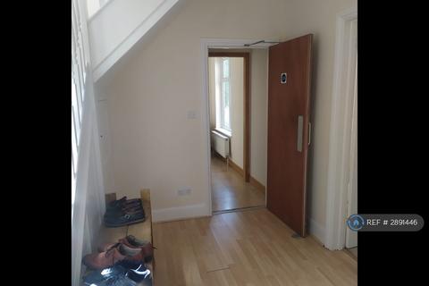 5 bedroom detached house to rent, Gilbert Road, Cambridge, CB4