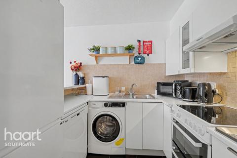 1 bedroom apartment for sale, Chasewood Avenue, Enfield