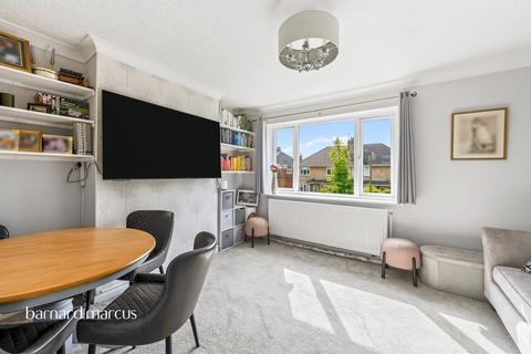 2 bedroom maisonette for sale, Ardrossan Gardens, Worcester Park