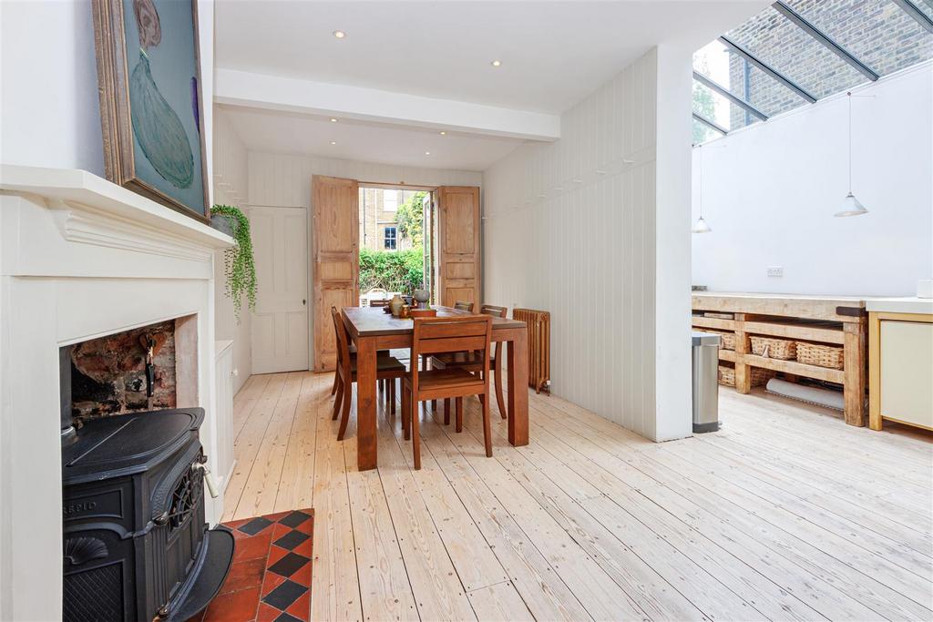 Living room, fireplace