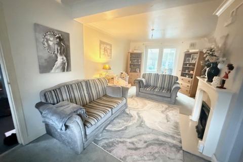 3 bedroom semi-detached house for sale, Cleveland Square , Newark