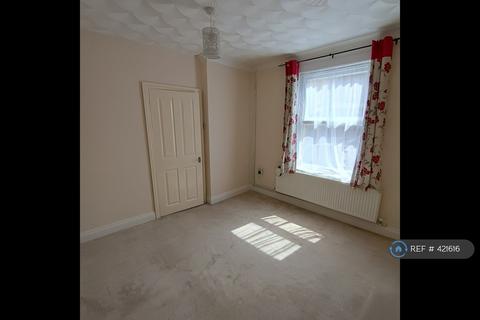 2 bedroom terraced house to rent, Sidney Street, Gloucester, GL1