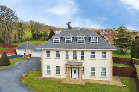 5 bedroom detached house for sale, Cwrt Ty Gwyn, Llangennech, Llanelli